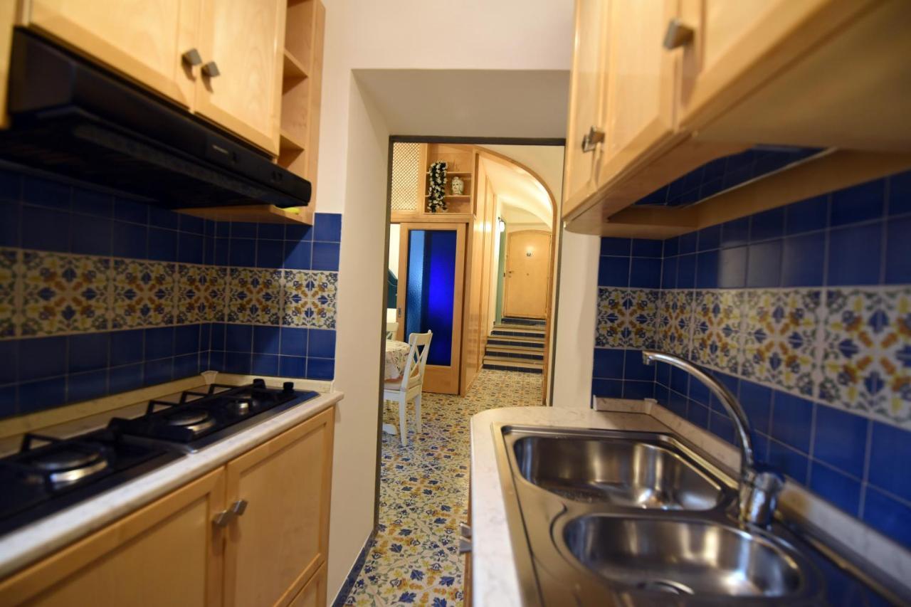 شقة Casa De Rosa أتراني المظهر الخارجي الصورة